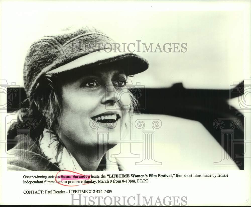 1997 Press Photo Actress Susan Sarandon hosts "Lifetime Women's Film Festival" - Historic Images