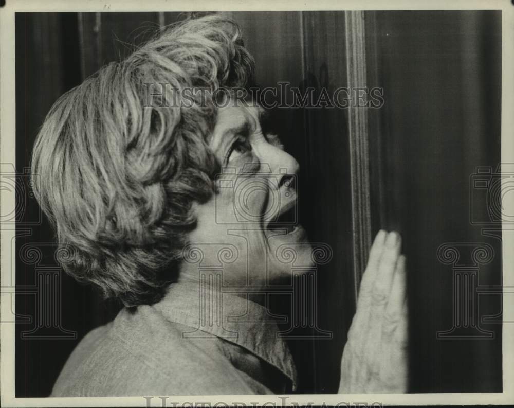 1979 Press Photo Bette Davis in "Strangers: The Story of a Mother and Daughter" - Historic Images