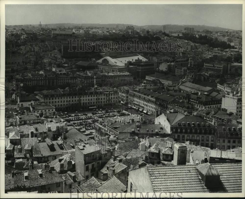 1961 Press Photo View of Commercial and Business Center of Lisbon, Portugal - Historic Images