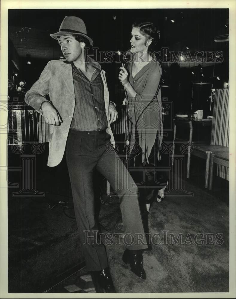 1978 Press Photo Gary Goldsobel and Vandy Ahmed model club fashions - Historic Images