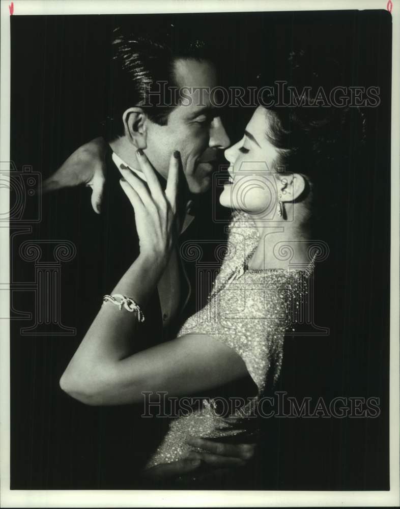 1994 Press Photo Academy Award Winner Warren Beatty and Annette Bening - Historic Images