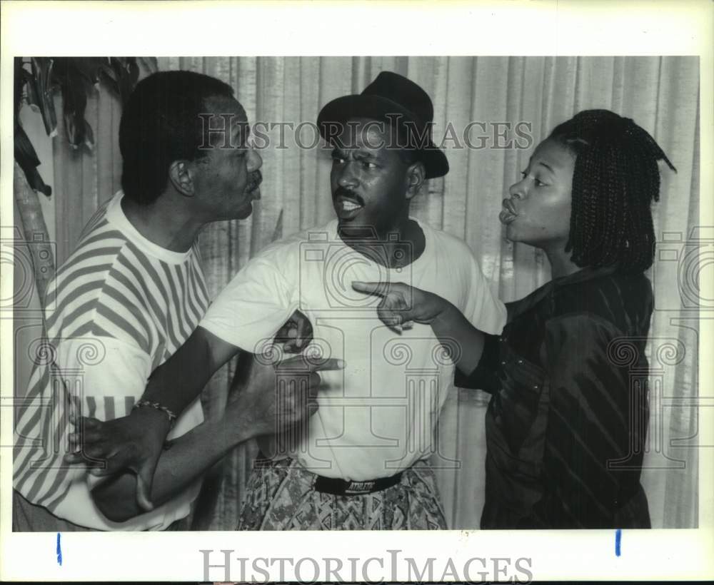 1993 Press Photo "Brothers & Sisters, Husbands & Wives" - Ensemble in Houston - Historic Images