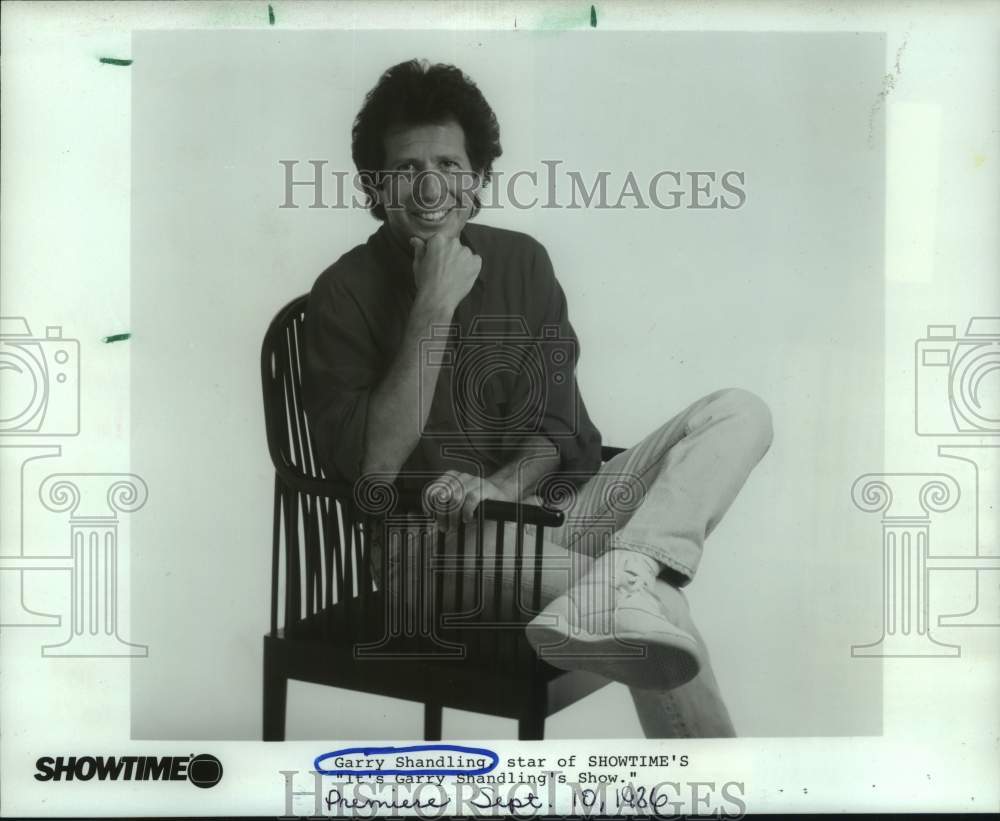 1988 Press Photo Garry Shandling of "It's Garry Shandling's Show" on Showtime - Historic Images