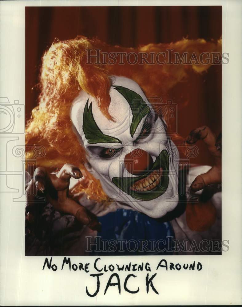 2005 Press Photo No More Clowning Around Jack - Historic Images