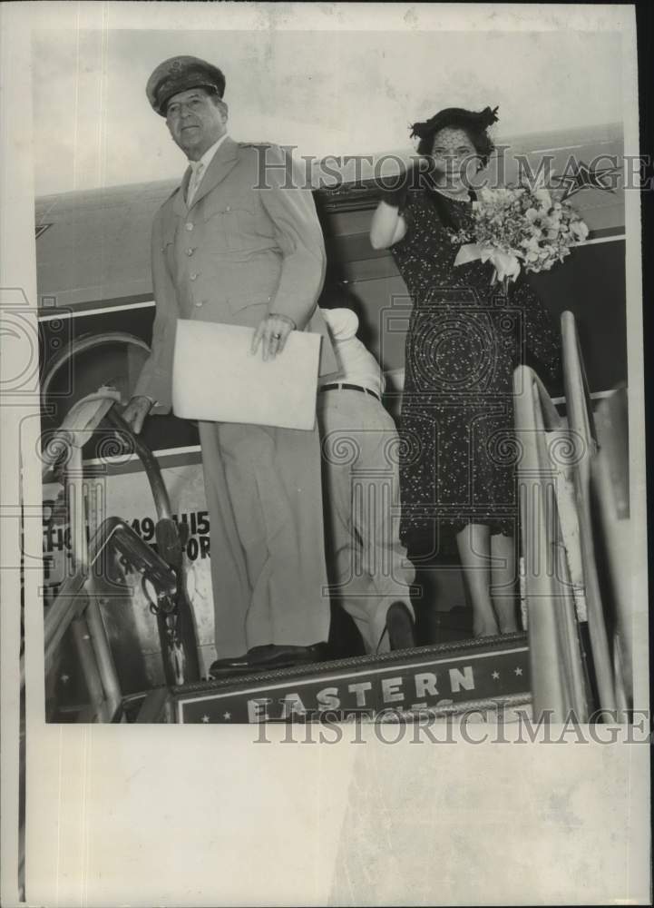 1951 General Douglas MacArthur gets ready to board plane-Historic Images