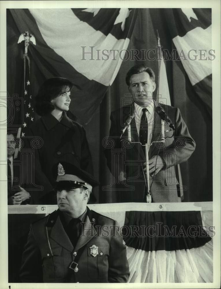 1983 Press Photo Martin Sheen as President John F. Kennedy in &quot;Kennedy&quot;- Historic Images