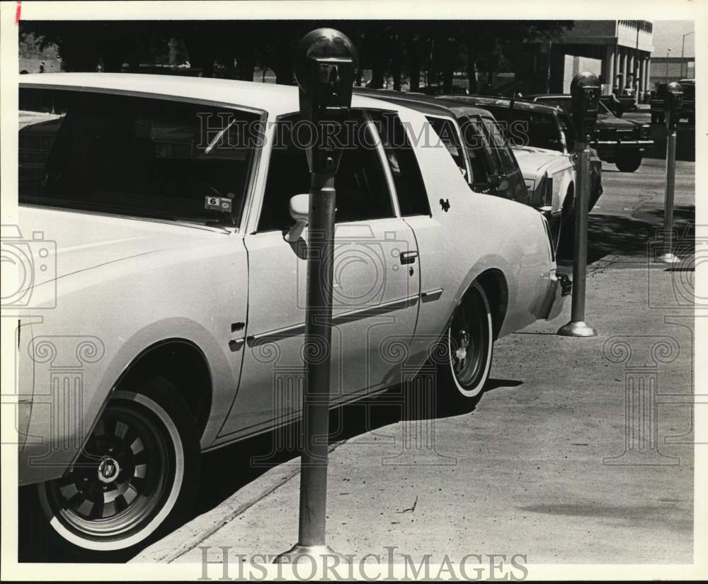 1978 Press Photo Curb-hopping tactic used on crowded Smith Street in Houston- Historic Images