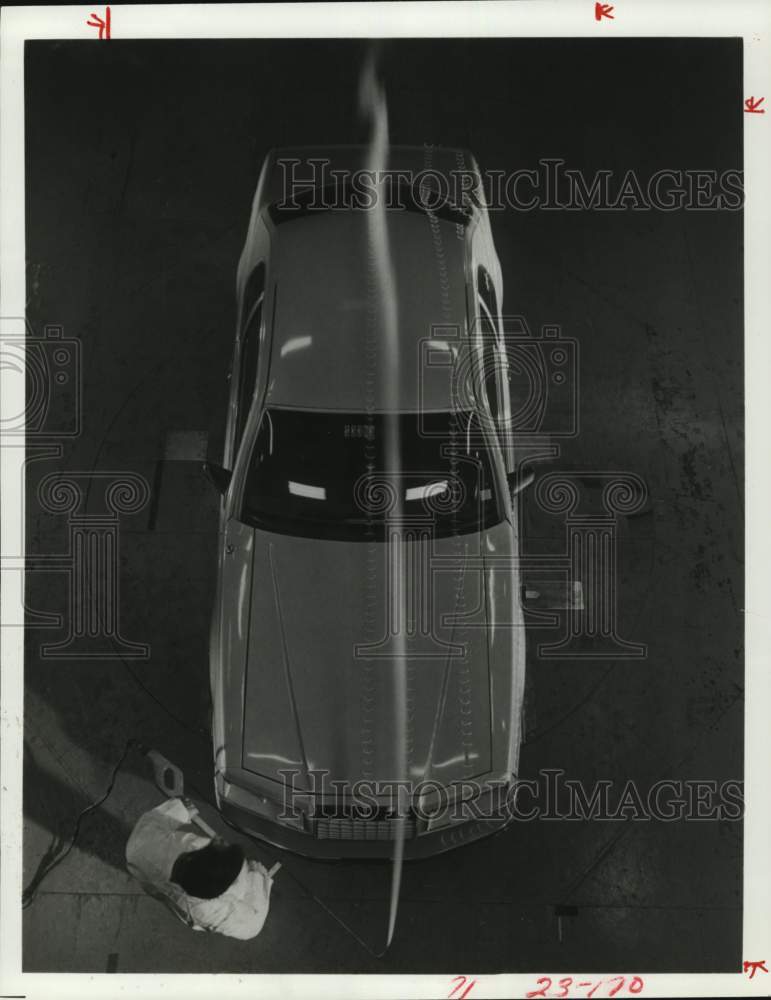 1982 Press Photo Ford&#39;s Thunderbird shown undergoing wind tunnel tests - Historic Images