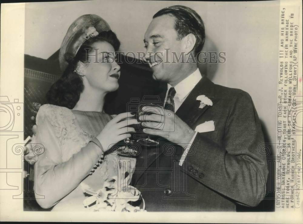 1946 Press Photo R. J. Reynolds III with his bride actress Marianne O&#39;Brien- Historic Images