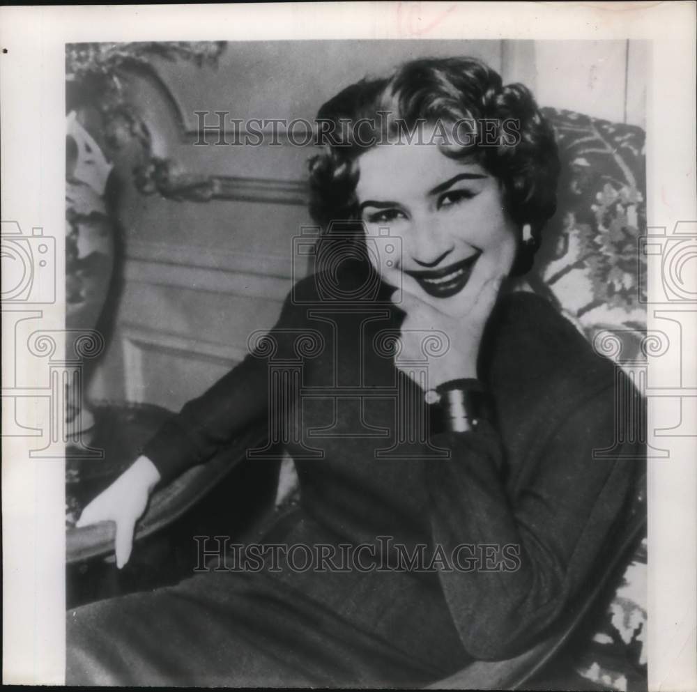 1954 Press Photo Narriman, ex-queen of Egypt. - hcx52002 - Historic Images