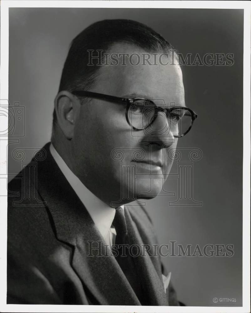 1955 Press Photo Hughes Tool Company vice president M.E. Montrose - hcx54228- Historic Images