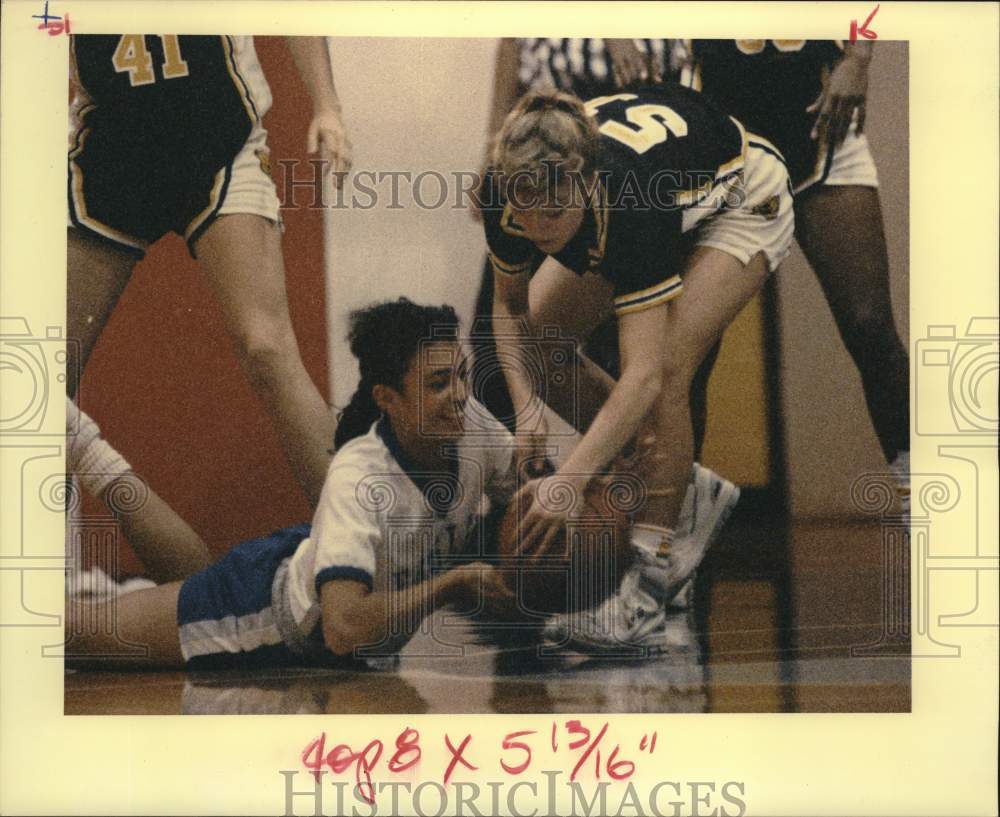 1989 Press Photo Play action at a girls basketball game. - hpa01423- Historic Images