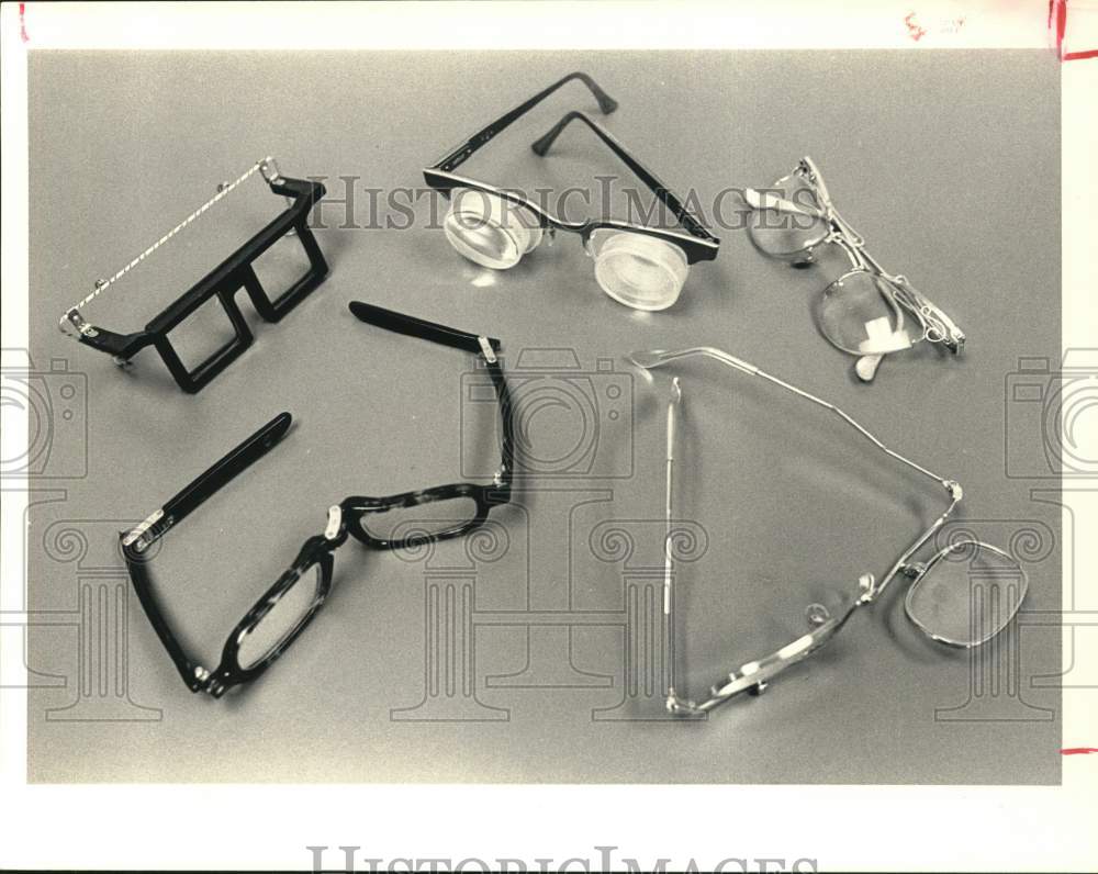 1987 Press Photo Strange Glasses at Houston, Texas, Recycling Eyeglass Bank- Historic Images