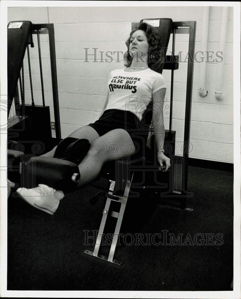 1978 Press Photo Woman using Nautilus gym exercise equipment - hpa25764- Historic Images