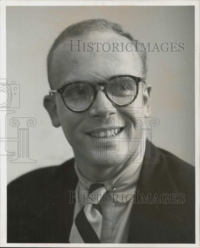 1958 Press Photo Frank B. Gibney, &quot;Life&quot; staff writer - hpa56940- Historic Images