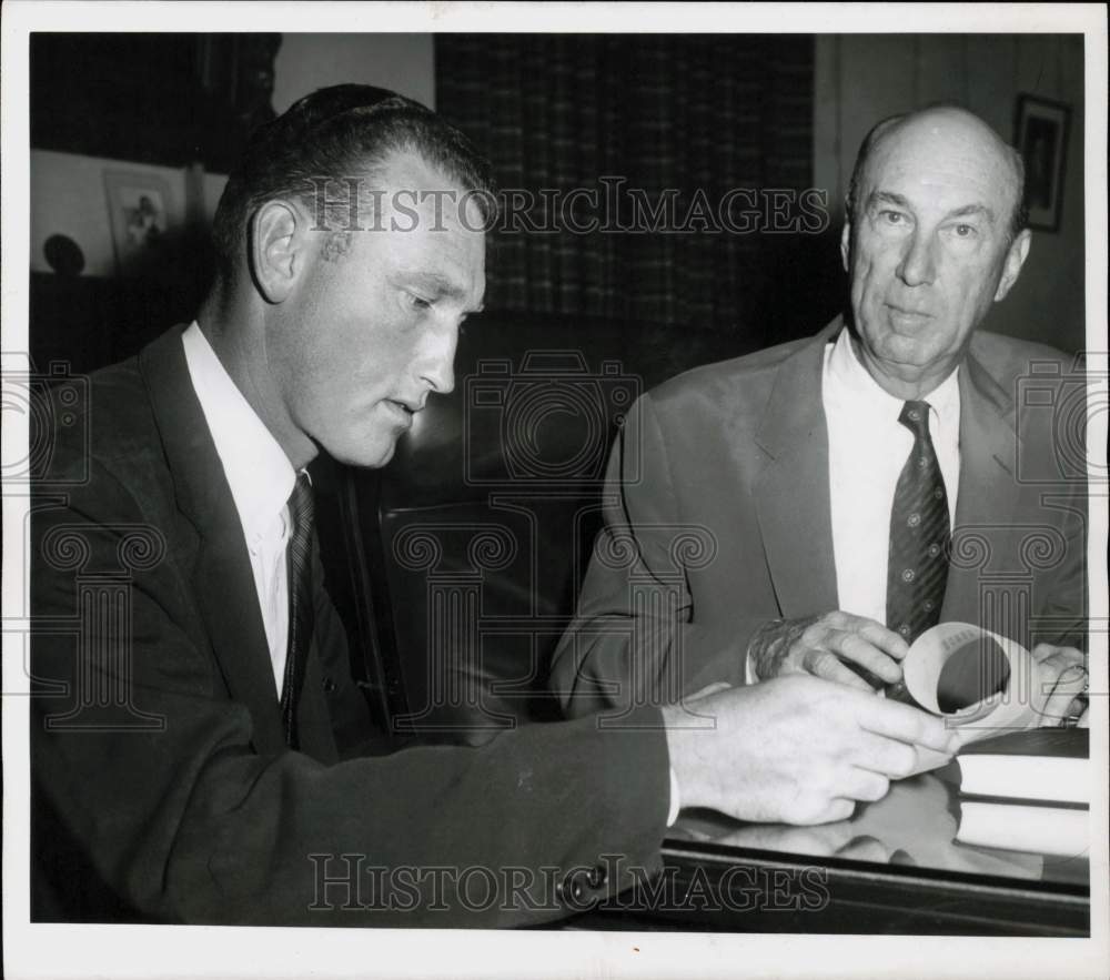 1958 Press Photo Judge Allen Hannay and law clerk Ford Hubbard view documents.- Historic Images