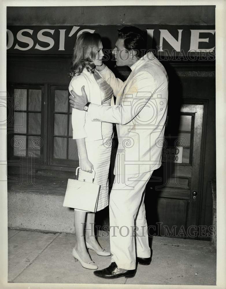 1959 Press Photo Harry Guardino and Bethel Leslie star in &quot;Suspicion&quot; episode.- Historic Images