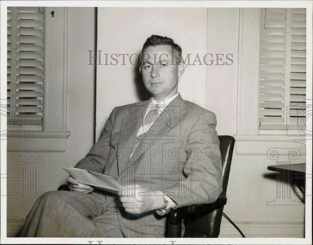 1949 Press Photo John Geis, Asst. Cashier, Second National Bank of Houston, TX- Historic Images