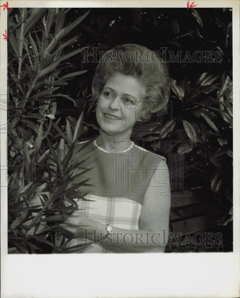 1969 Press Photo Mrs. C.W. Bradley, Houston City Panhellenic member. - hpa73885- Historic Images