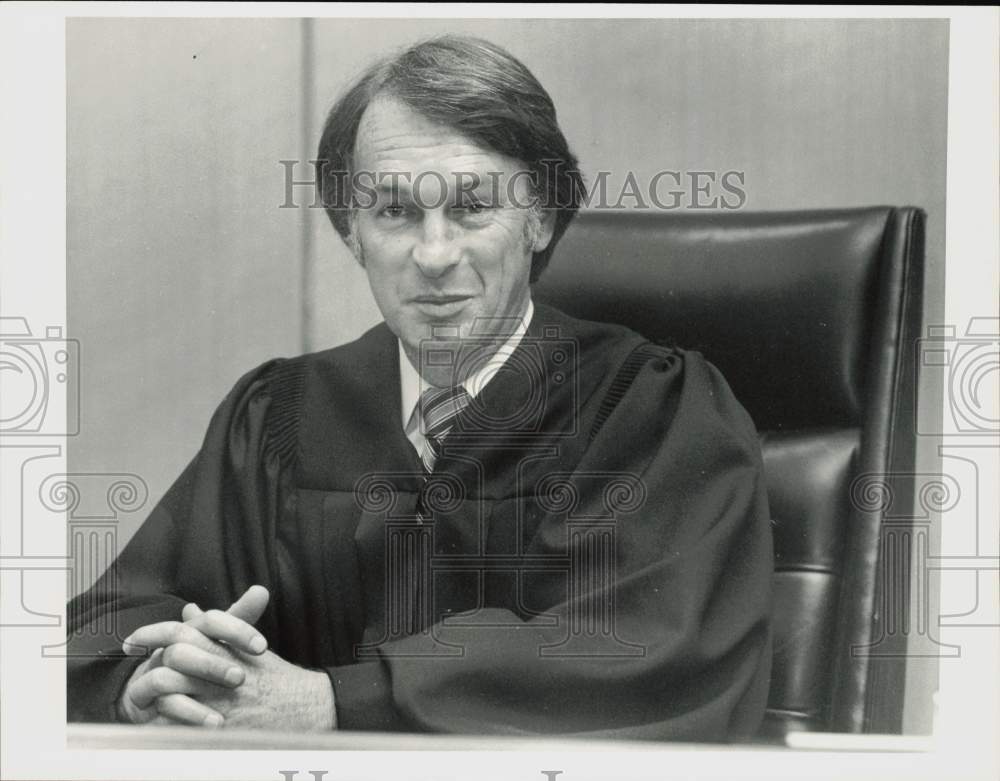 1983 Press Photo Judge Dean Huckabee, District No. 247. - hpa74663- Historic Images