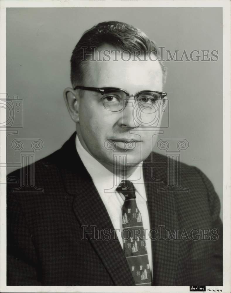 1962 Press Photo George Miller, Electro Magnetic Instrument Company officer.- Historic Images