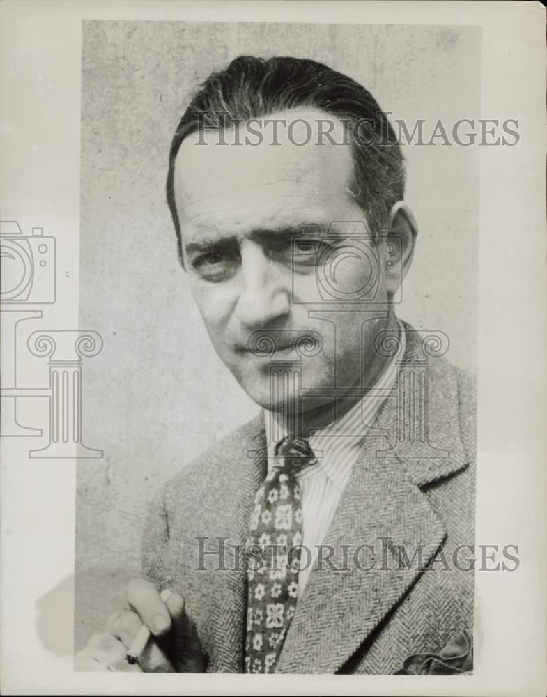 1956 Press Photo I.V. Morris, author of &quot;The Tree Within&quot; and &quot;Liberty Street.&quot;- Historic Images