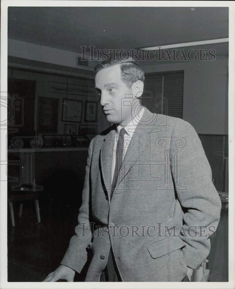 1964 Press Photo Samuel Shapiro, author - hpa76691- Historic Images