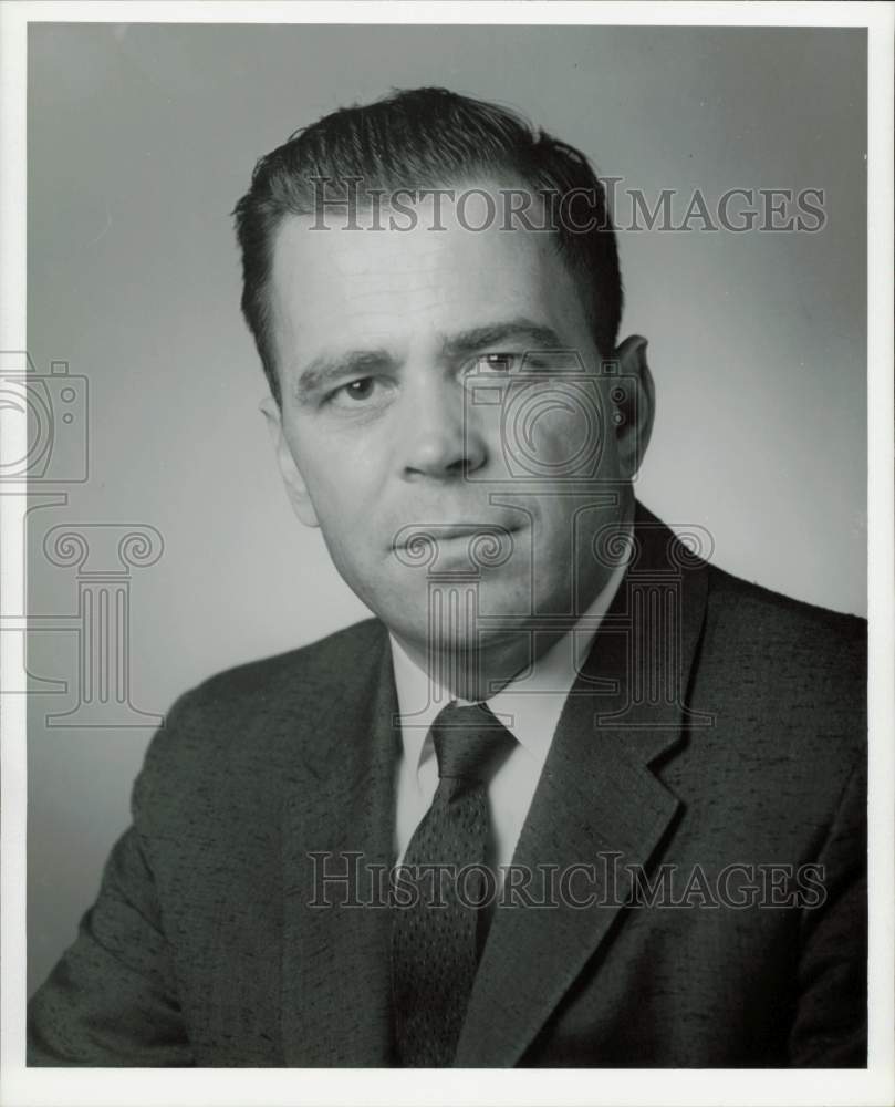 1959 Press Photo Marvin Reid, Bureau Chief of McGraw-Hill. - hpa77864- Historic Images