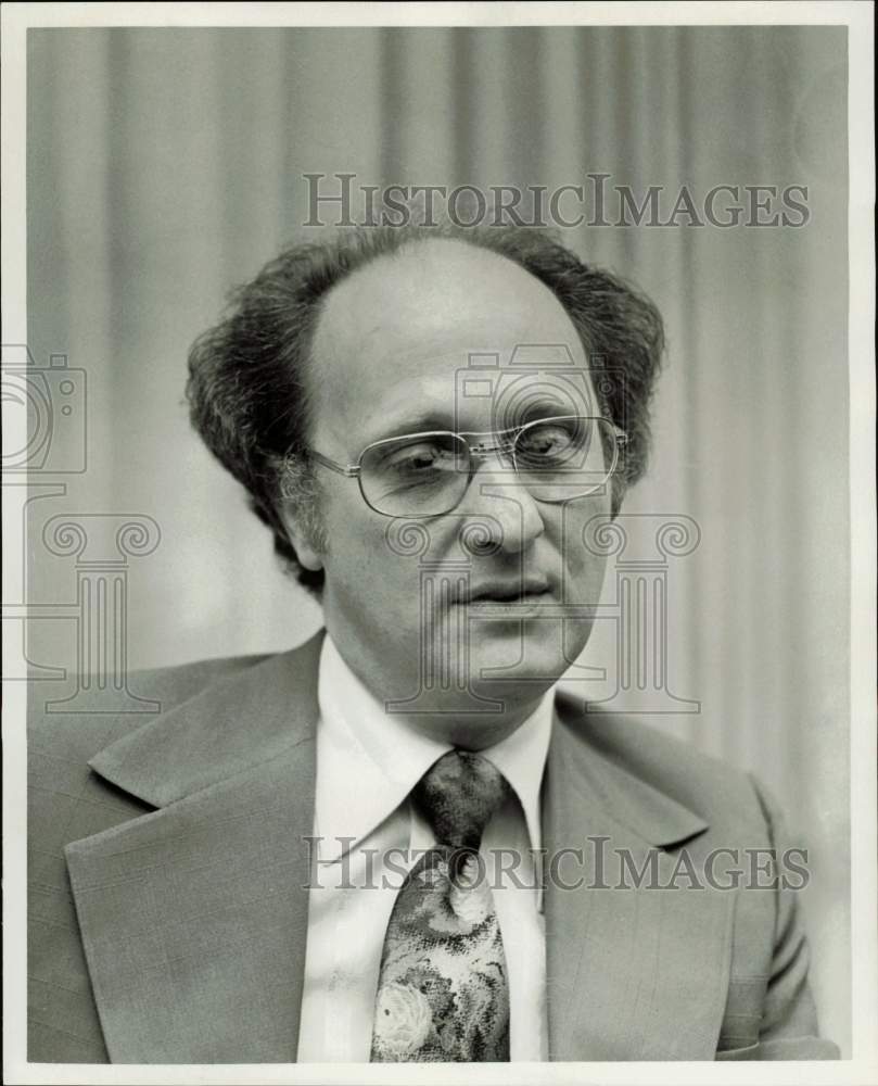 1977 Press Photo Ronald Rea, University of Houston Graduate School professor- Historic Images