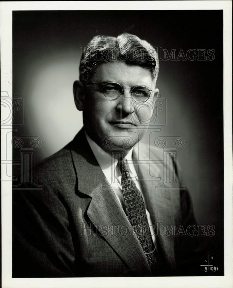 1957 Press Photo Everett Filley, The Texas Company&#39;s senior vice president- Historic Images