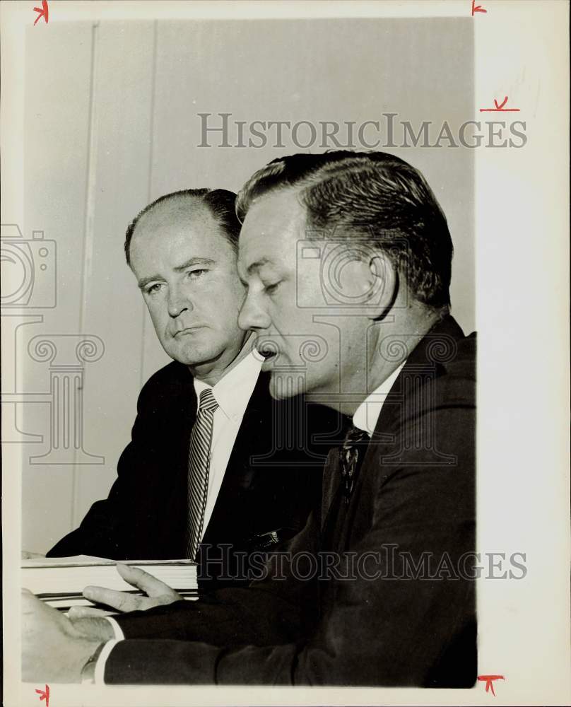1967 Press Photo James Quigley, Water Pollution Control Federal Commissioner.- Historic Images