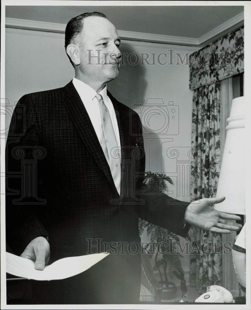 1961 Press Photo Senator Jarrard Secrest, Texas Lieutenant Governor candidate.- Historic Images