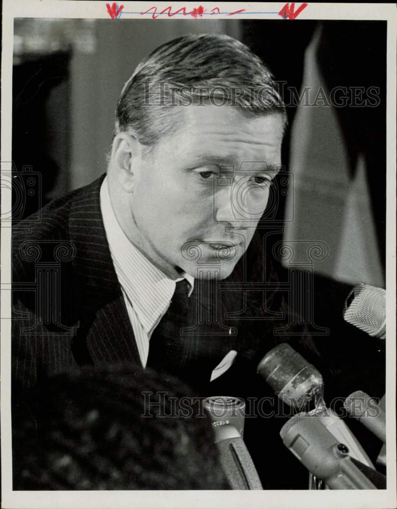 1967 Press Photo Senator Charles H. Percy speaks in Chicago. - hpa82521- Historic Images