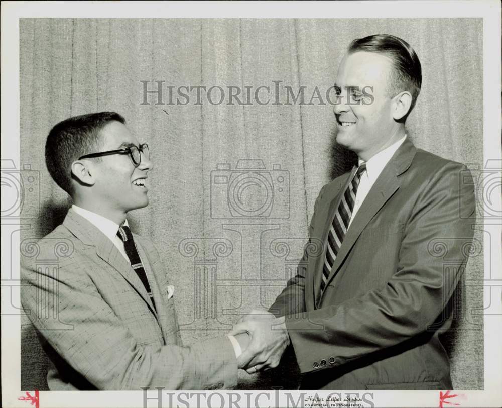 1958 Press Photo Roger Stotler congratulates essay winner Harvey Herschman.- Historic Images