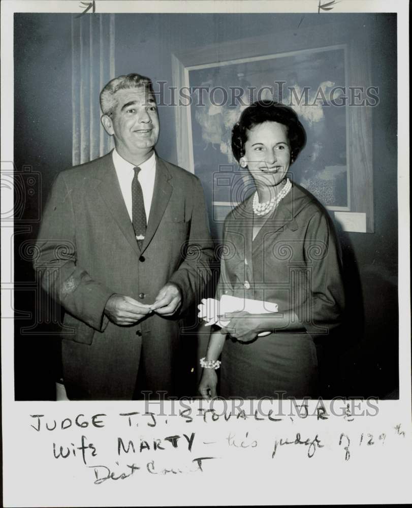 1960 Press Photo Judge and Mrs. T.J. Stovall of Texas - hpa83838- Historic Images