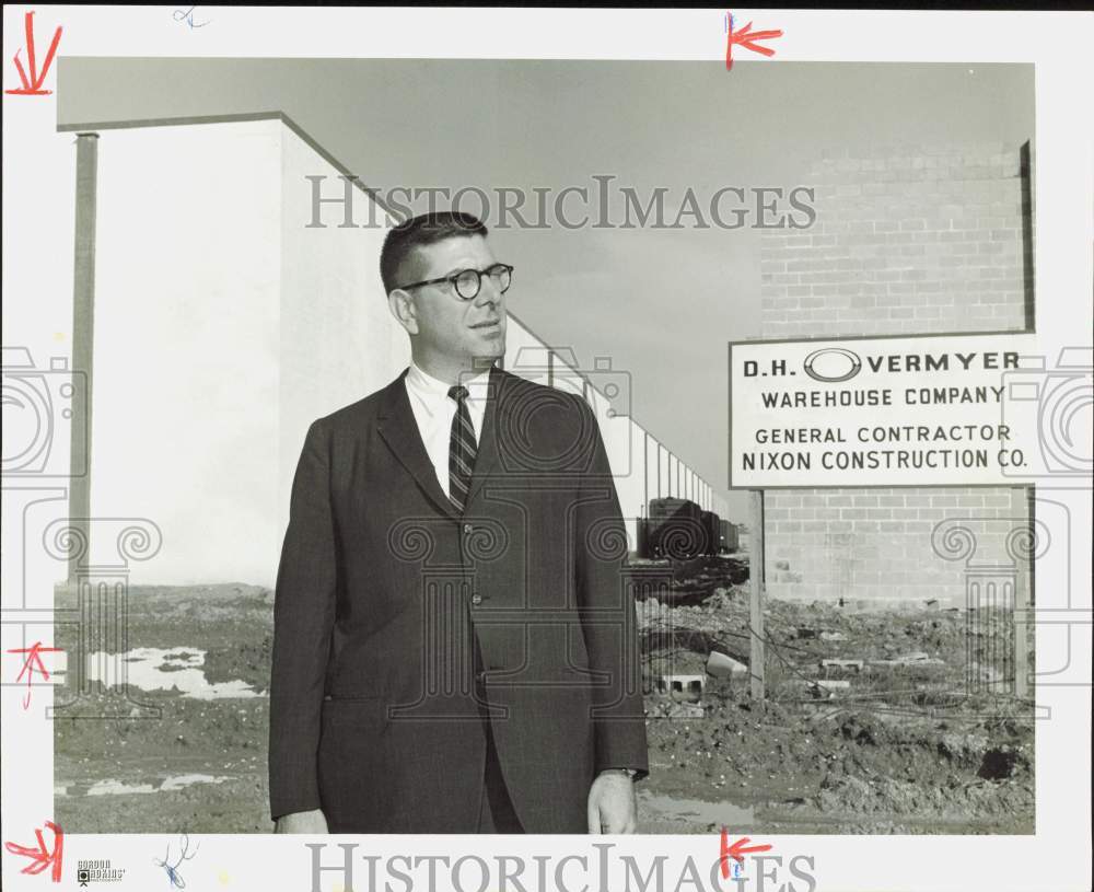 1966 Press Photo D.H. Overmyer stands at D.H. Overmyer Warehouse Company- Historic Images