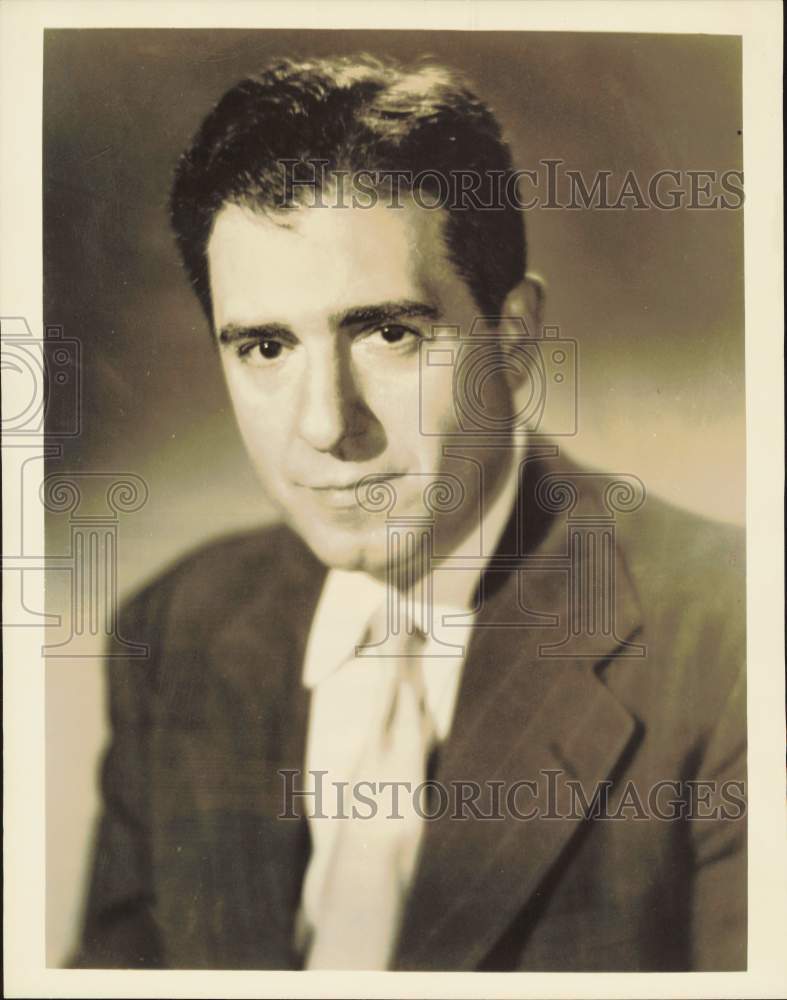 1950 Press Photo Albert Z. Carr, writer - hpa86370- Historic Images