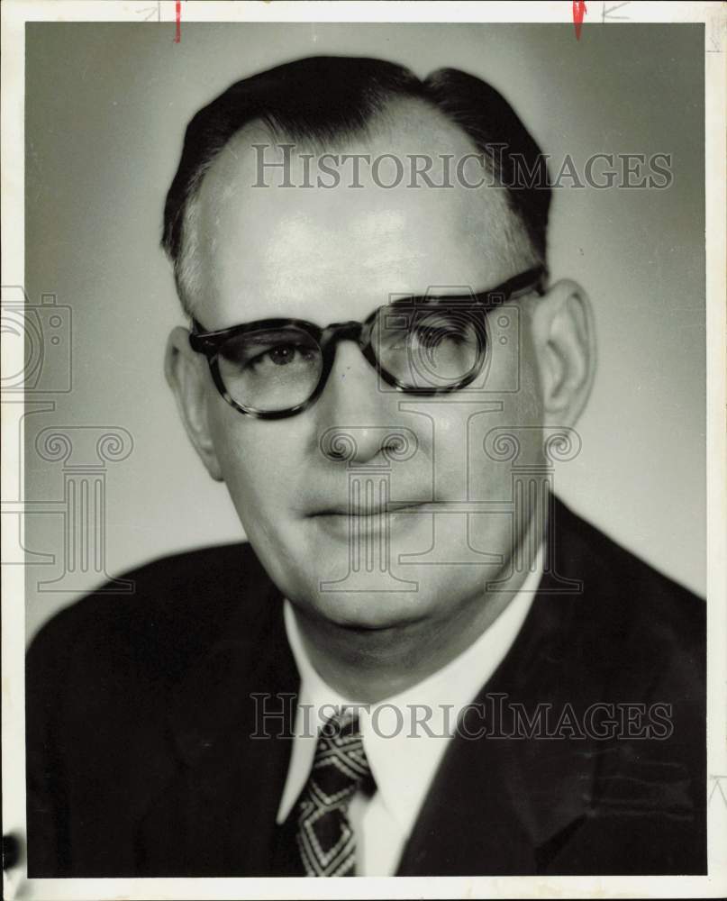 1954 Press Photo District Clerk R.J. Lindley - hpa89370- Historic Images