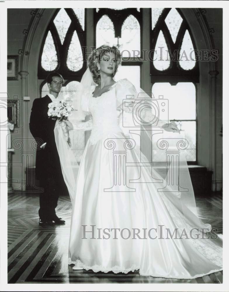 Press Photo House of Bianchi Wedding Gown hpa89791 Historic Images