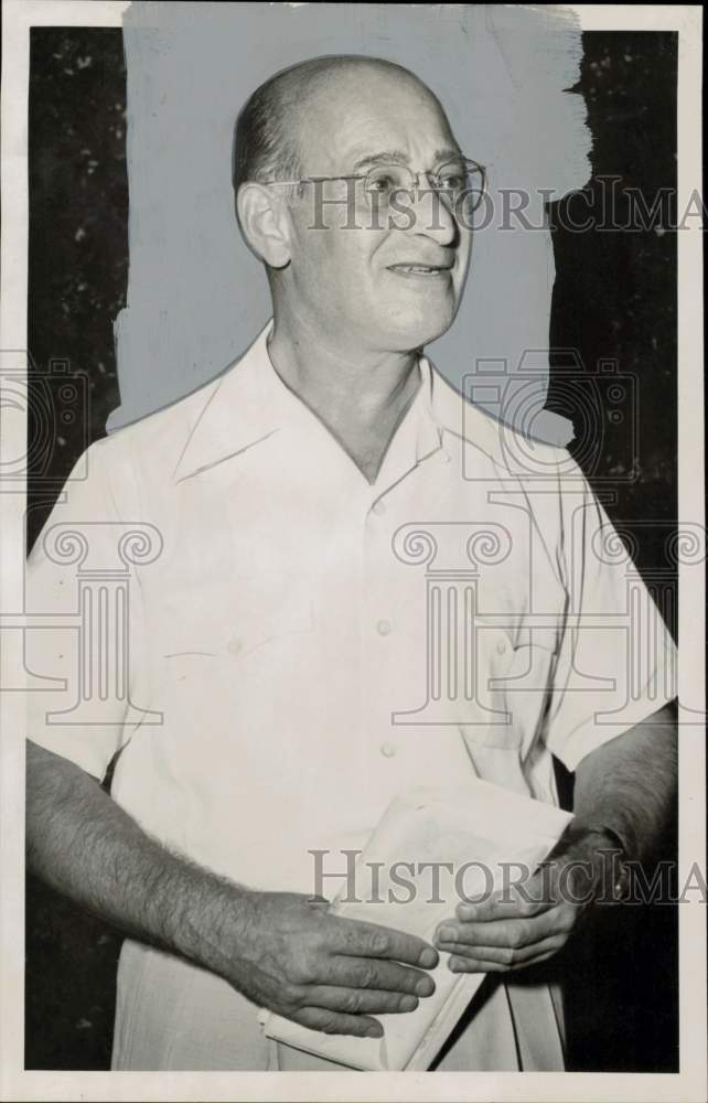 1955 Press Photo Harry M. Levin of Joe Sam Realty Company in Houston - hpa92632- Historic Images