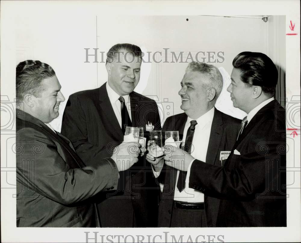 1963 Press Photo Henry Barbour, Houston Club Manager toasted at banquet.- Historic Images