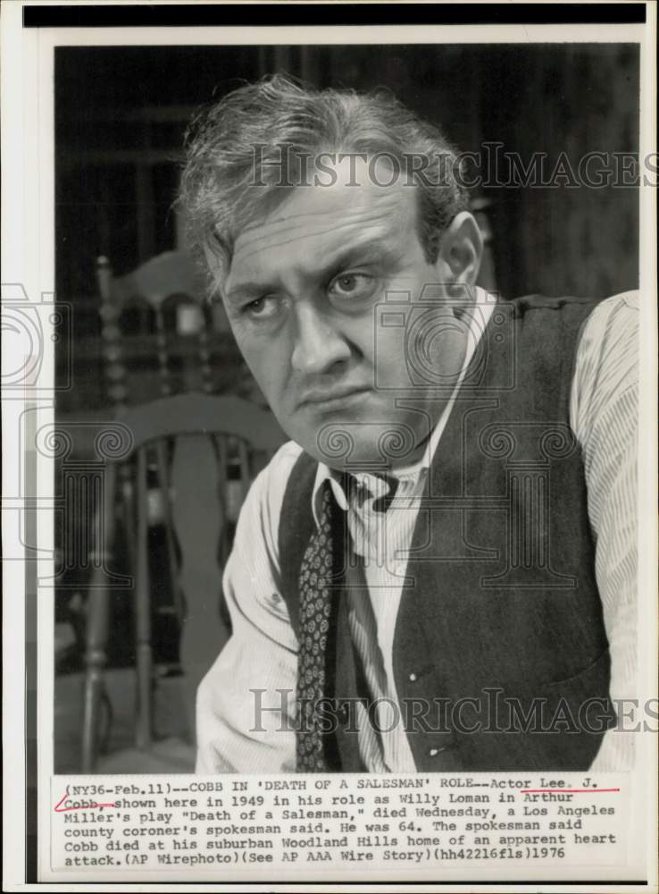 1949 Press Photo Lee J. Cobb stars as Willy Loman in &quot;Death of a Salesman.&quot;- Historic Images