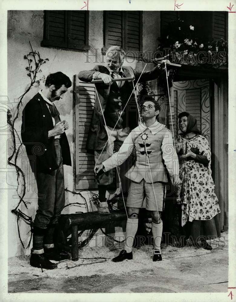 1967 Press Photo David Lyle and John Joy in a scene from &quot;Pinocchio.&quot;- Historic Images