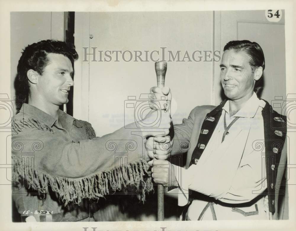 1958 Press Photo Actors Richard Ney &amp; Keith Larsen in &quot;Northwest Passage&quot;- Historic Images