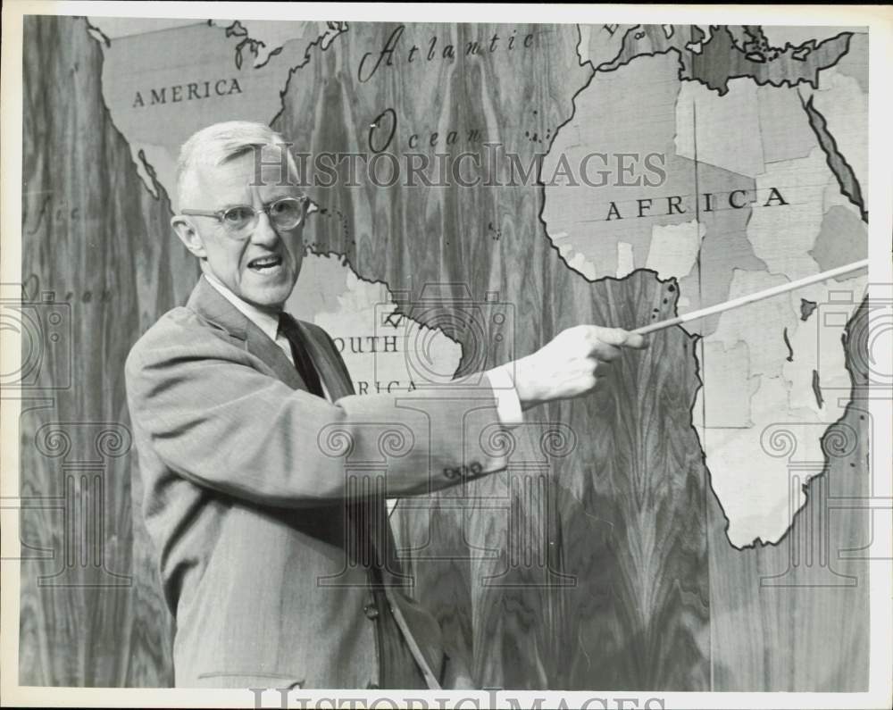 1961 Press Photo Dr. Peter H. Odegard, Professor at University of California- Historic Images