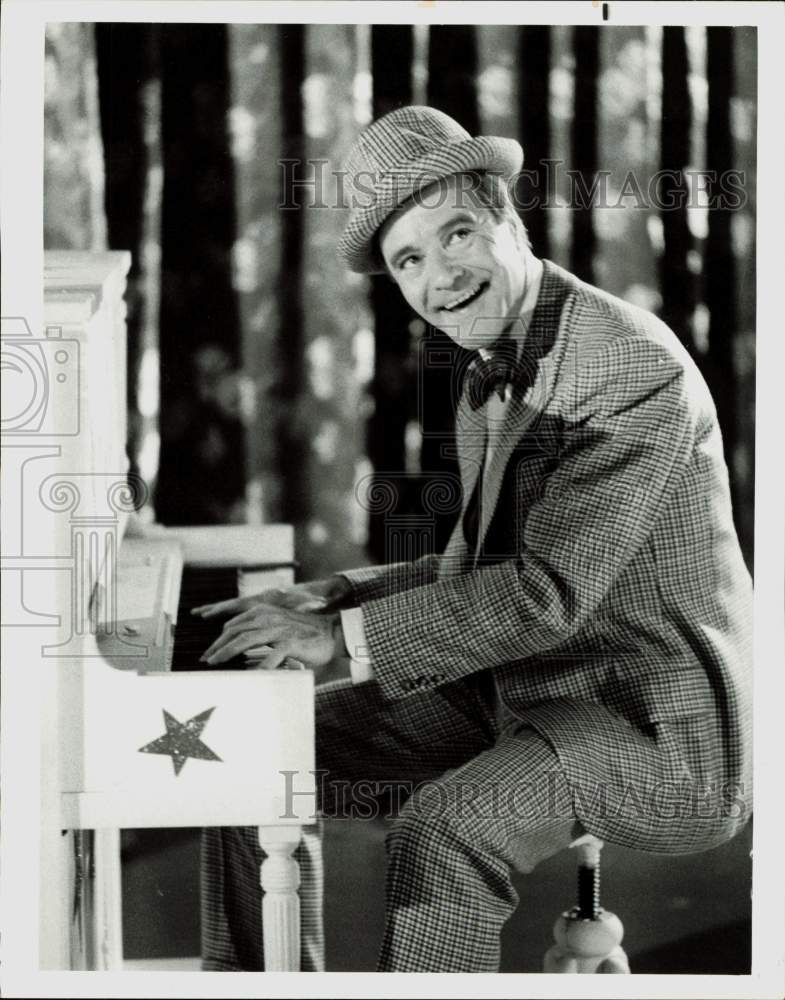 1976 Press Photo Jack Lemmon in a scene from &quot;The Entertainer,&quot; on NBC.- Historic Images