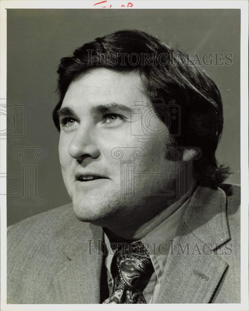 1976 Press Photo Ford Rowan, NBC News Correspondent. - hpp36463- Historic Images