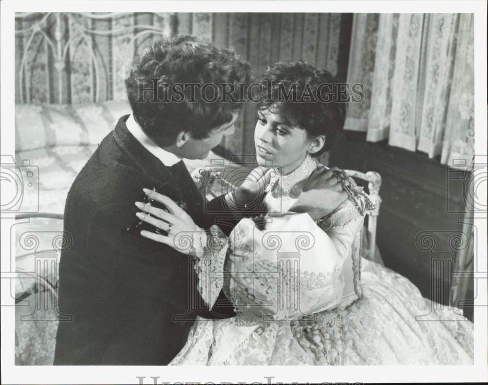 1979 Press Photo Actors Timothy Bottoms and Marie Osmond in &quot;The Gift of Love&quot;- Historic Images