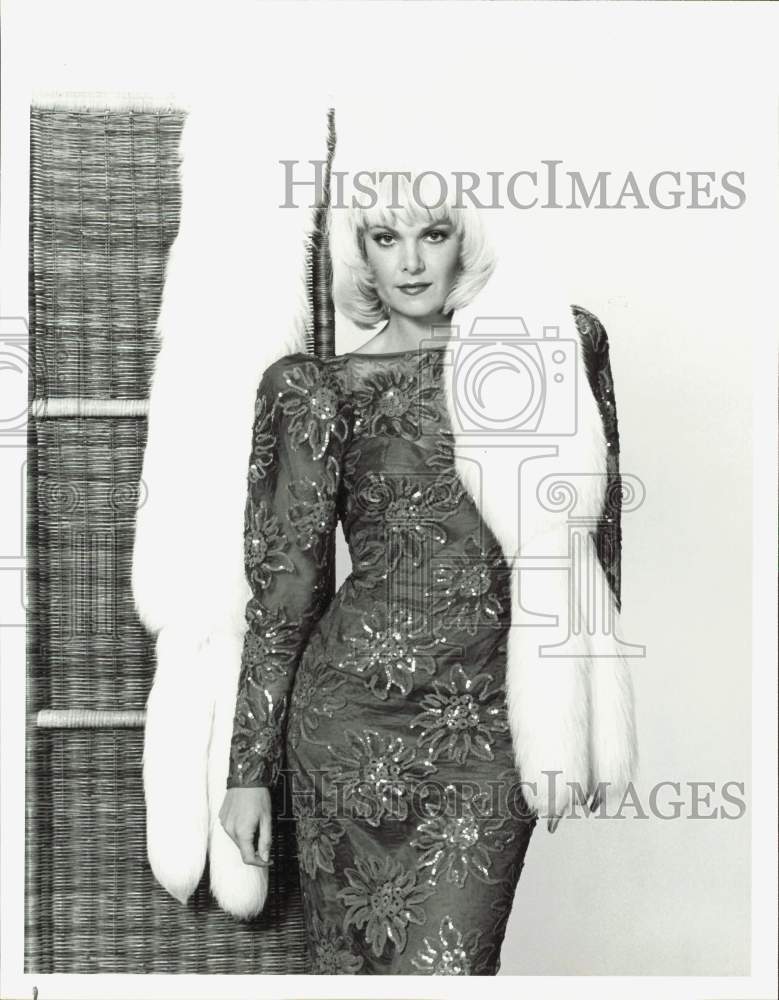 1983 Press Photo Actress Ann Jillian in &quot;Jennifer Slept Here&quot; - hpp39868- Historic Images