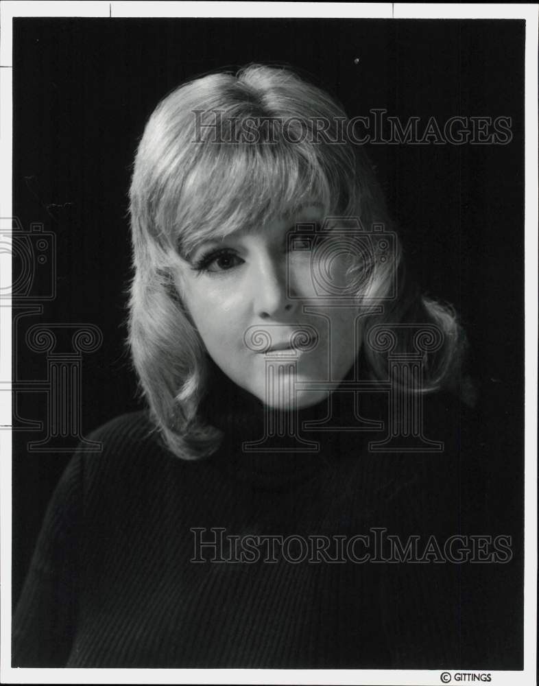 1971 Press Photo Singer Toni Renee - hpp40680- Historic Images